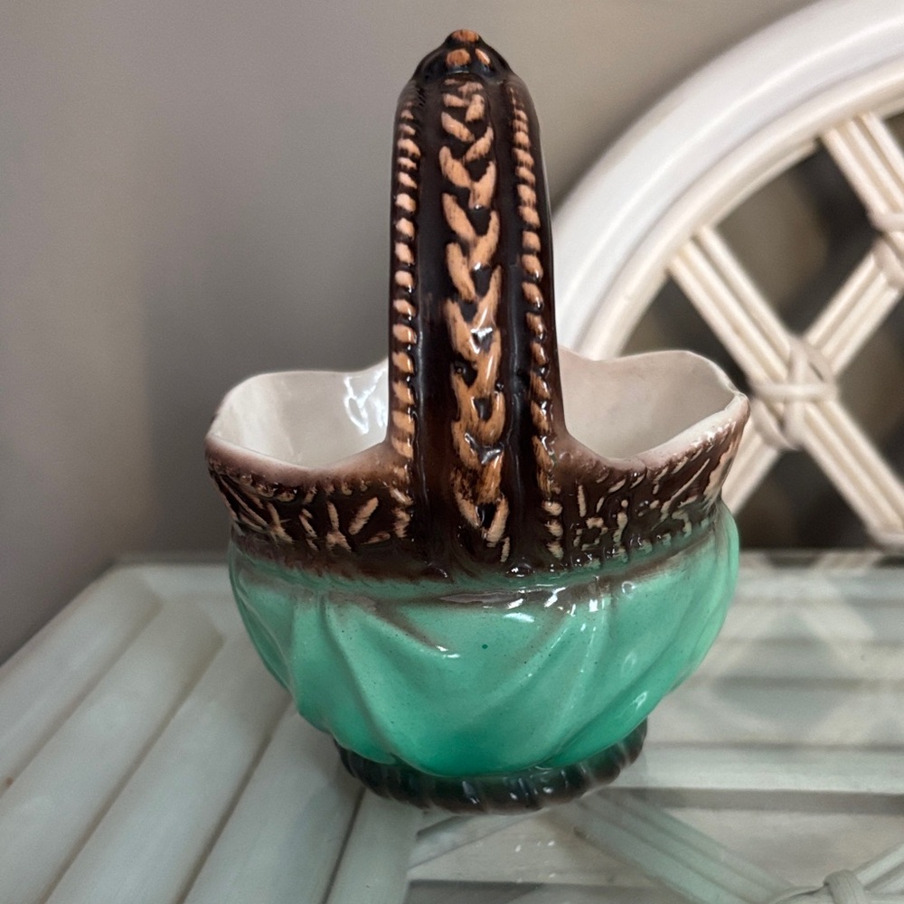 Vintage Czechoslovakian Pottery Basket - Picture 2 of 8